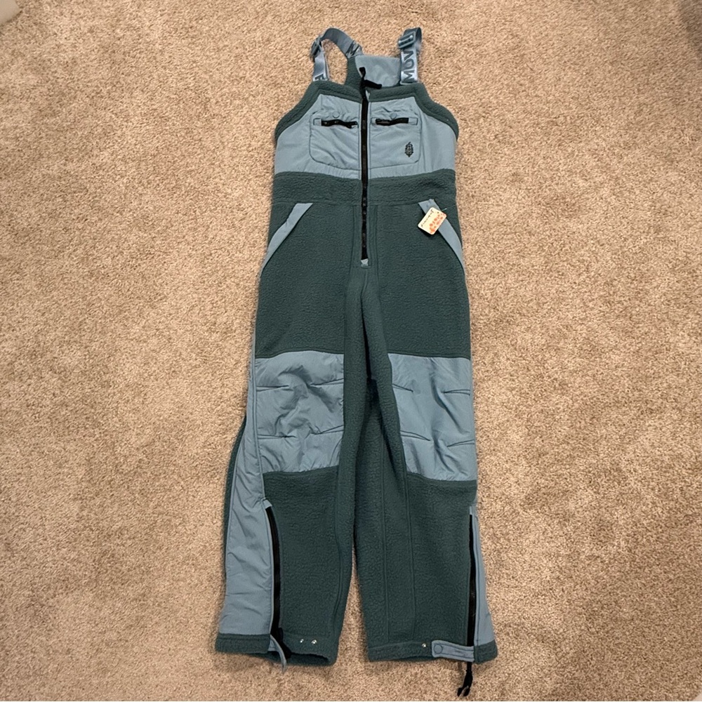 Free People Movement Hit The Slopes Snow/Ski Overalls light blue/grey